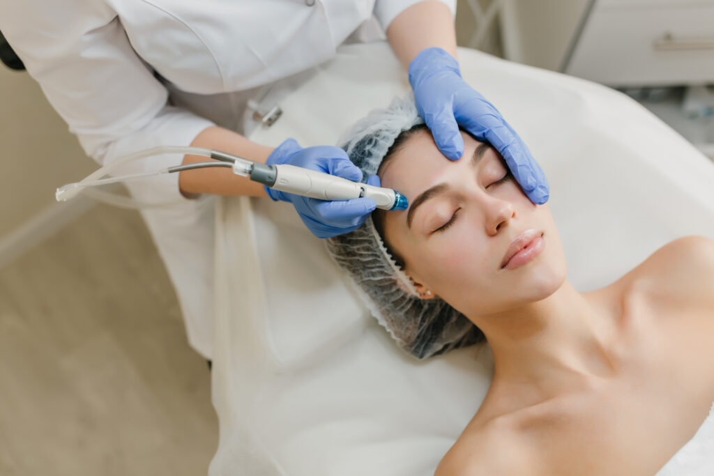 Hydrafacial In Chennai – Dr. Hanan Dermatology Speciality and Trichology Clinic